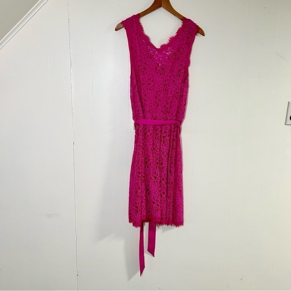 Diane Von Furstenberg Luella Lace‎ Sleeveless Dress in Deep Carnation Pink sz 8 - Picture 4 of 4